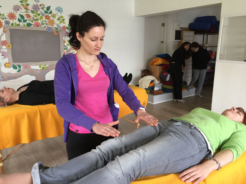atelier Reiki, massage, soin énergétique Atelier  soin énergétique - 10 Euros par personne <br> Salle de yoga de Rueil Malmaison de 10h à 13h