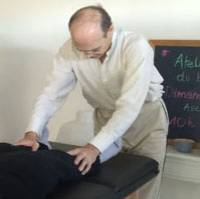 Participant atelier reiki massage soin énergétique